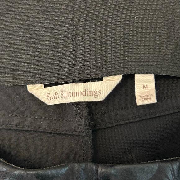 Soft Surroundings Ponte Twilight Floral Leggings Size Medium. Style# 2EX28 - Picture 6 of 9